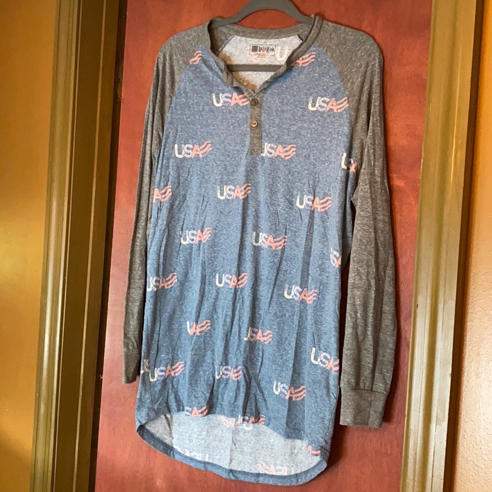 ✨Lularoe Mark Shirt✨